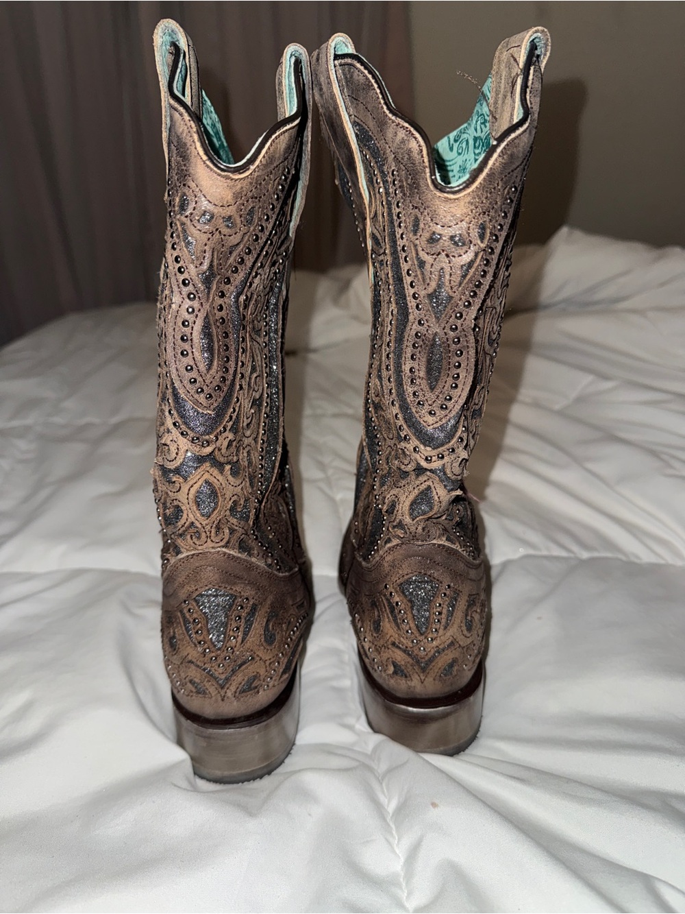 Women’s Corral glitter boots - Picture 2 of 5